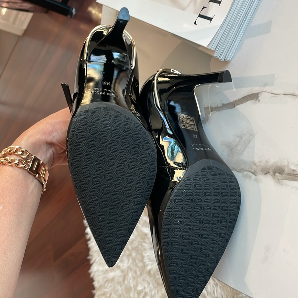 Giovani Fabiani pump in black patent leather with gold accent - Picture 6 of 8